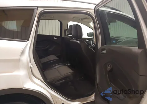 2019 Ford Escape Se из США, поврежденный, VIN 1FMCU0GD6KUA39743